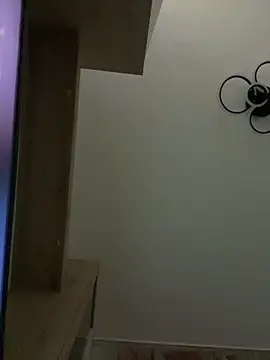 ElChapoGuzman95 online show from December 20, 7:28 pm