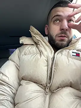 ElChapoGuzman95 online show from February 9, 6:33 am