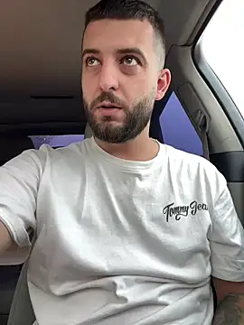 ElChapoGuzman95 online show from December 20, 8:06 am