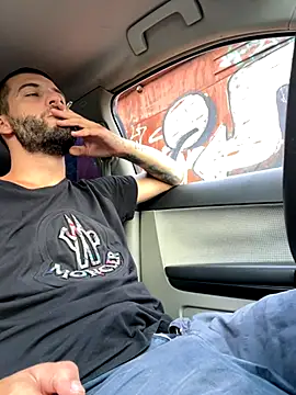 ElChapoGuzman95 online show from September 10, 2:38 pm