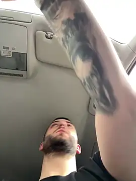 ElChapoGuzman95 online show from March 16, 6:53 am