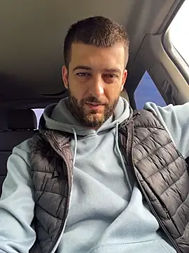 ElChapoGuzman95 online show from April 16, 6:57 am