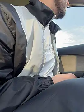 ElChapoGuzman95 online show from April 6, 5:30 am