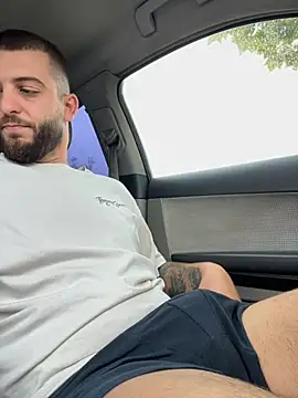 ElChapoGuzman95 online show from October 4, 6:18 am