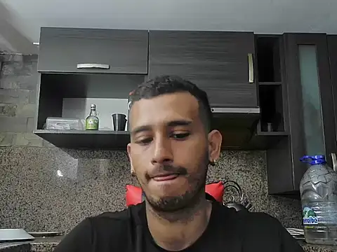 talktome4 online show from June 9, 7:15 pm