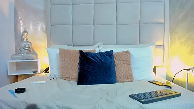 Hecatee 77 online show from September 13, 8:32 pm