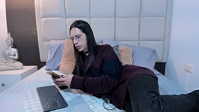 Hecatee 77 online show from January 14, 5:12 pm