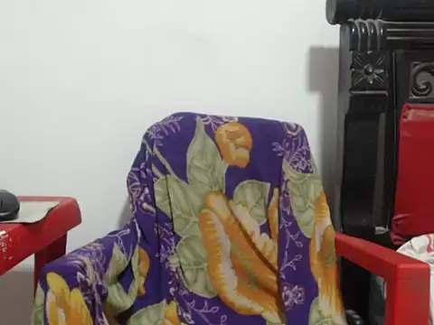 Snapshot of PONSE_LATINO chatting on October 16, 6:05 pm PONSE LATINO online show from October 16, 6:05 pm