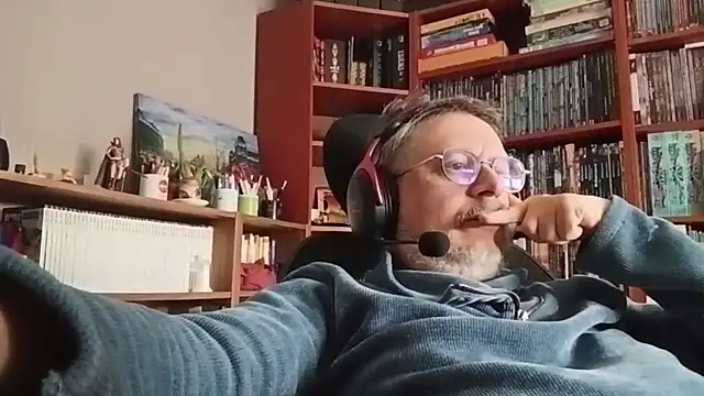 Mandra is a whore online show from November 18, 10:30 am