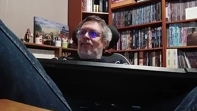 Mandra is a whore online show from October 4, 5:40 pm