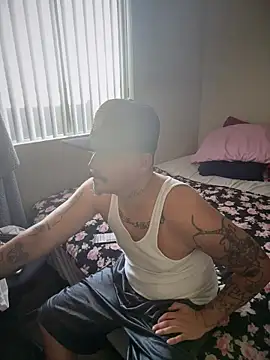 PeterGrandee online show from October 21, 10:01 pm