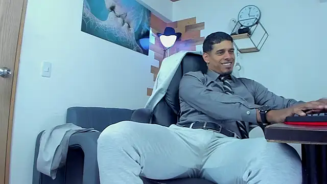 vincen jose online show from January 28, 1:50 am