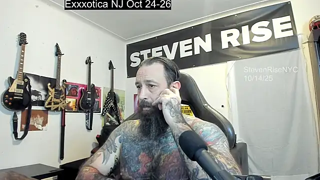 Snapshot of StevenRiseNYC chatting on October 14, 12:56 pm StevenRiseNYC online show from October 14, 12:56 pm