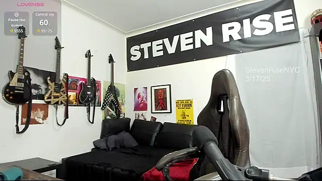 Snapshot of StevenRiseNYC chatting on March 17, 11:13 pm StevenRiseNYC online show from March 17, 11:13 pm