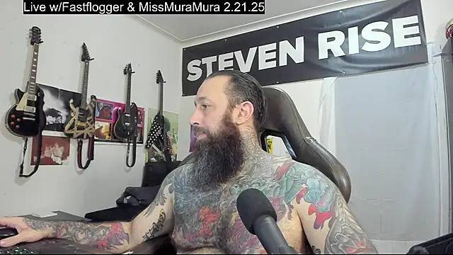 Snapshot of StevenRiseNYC chatting on February 19, 11:14 pm StevenRiseNYC online show from February 19, 11:14 pm