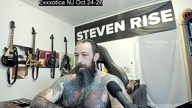 Snapshot of StevenRiseNYC chatting on October 17, 1:04 pm StevenRiseNYC online show from October 17, 1:04 pm