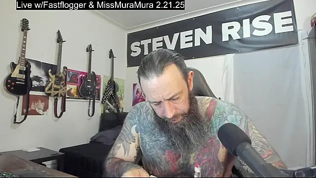 Snapshot of StevenRiseNYC chatting on February 19, 1:06 pm StevenRiseNYC online show from February 19, 1:06 pm