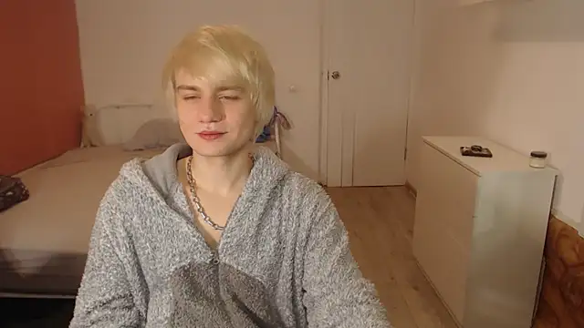 Oliver sweet  online show from January 15, 1:53 am