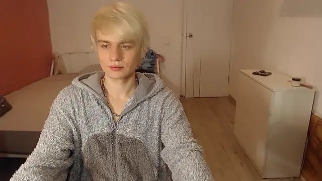 Oliver sweet  online show from January 8, 1:33 am