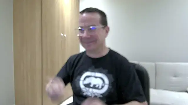 BrettJ81 online show from October 6, 4:11 pm