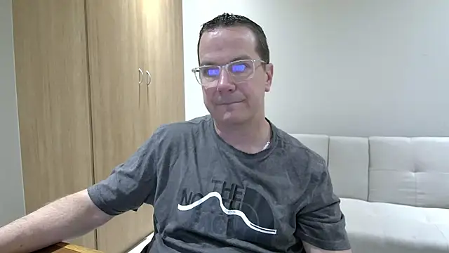 BrettJ81 online show from September 9, 4:17 pm