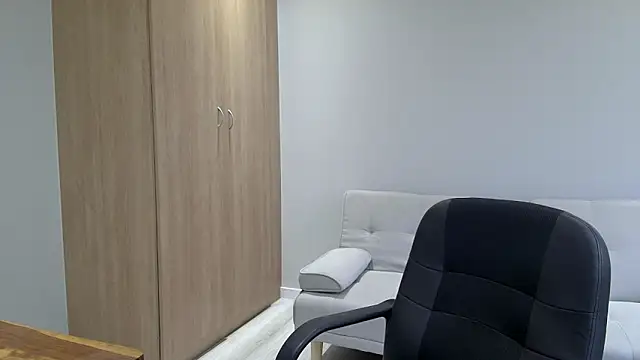 BrettJ81 online show from February 2, 2:58 pm