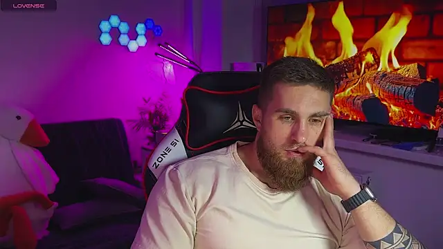 Sweeet  boy online show from March 25, 10:58 pm