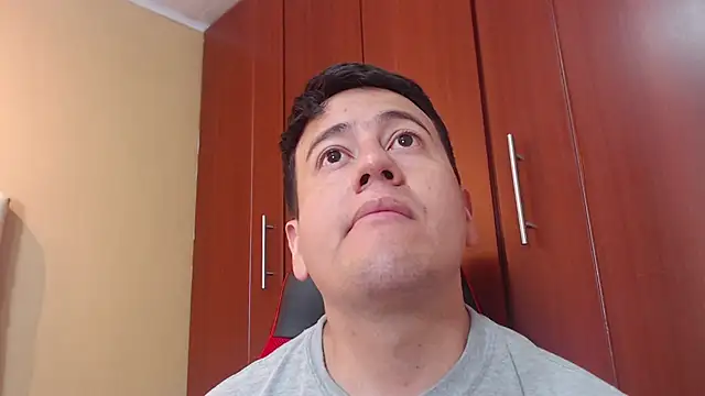 oliver price1 online show from December 15, 3:31 pm