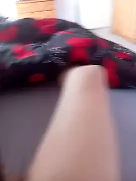 Snapshot of Affenarsch81 chatting on March 19, 9:38 am Affenarsch81 online show from March 19, 9:38 am